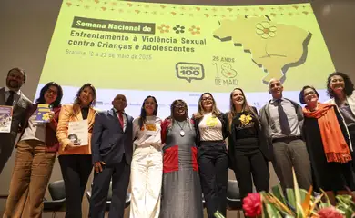 Brasília (DF), 19/05/2025 - A ministra dos Direitos Humanos, Macaé Evaristo, e a primeira-dama, Janja Lula da Silva, participam da abertura da Semana Nacional de Enfrentamento à Violência Sexual contra Crianças e Adolescentes. Foto: Marcelo Camargo/Agência Brasil