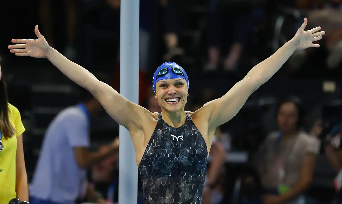 Paris-França 31/08/2024 Carol Santiago é ouro nos 100m costas e faz história para o Brasil.
Nadadora pernambucana chega a seis medalhas paralímpicas e iguala Ádria Santos como mulher brasileira com mais ouros na história dos Jogos. Foto 
 Silvio Avila/CPB