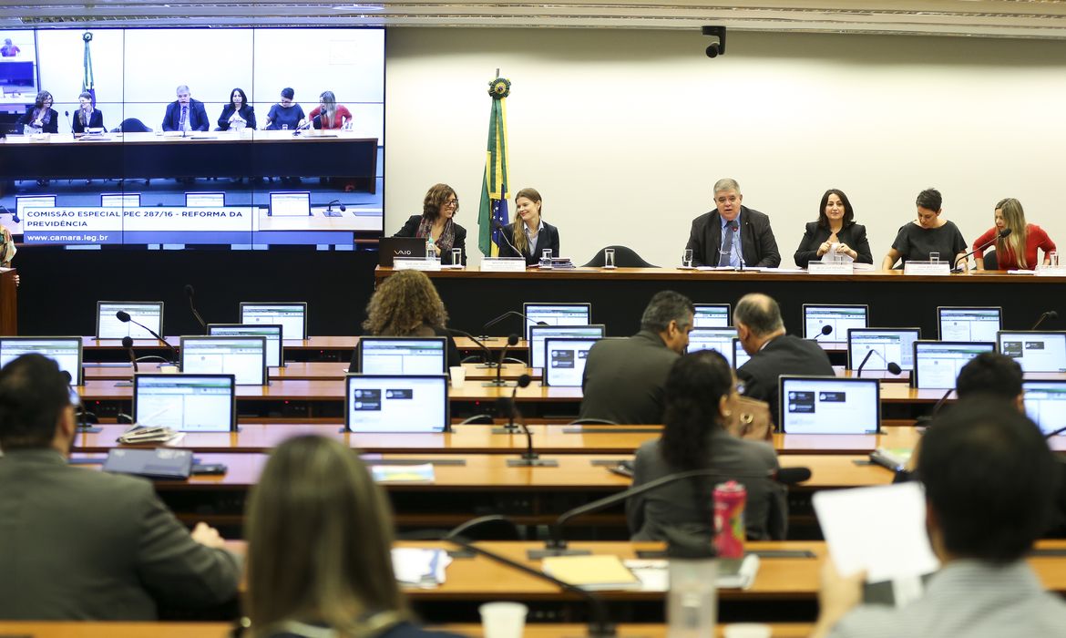 Brasília - A comissão especial da Reforma da Previdência faz audiência pública para debater seguridade social e a condição da mulher (Marcelo Camargo/Agência Brasil)