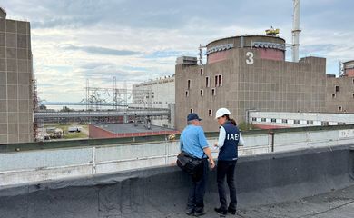 Missão da AIEA visita usina nuclear de Zaporizhzhia