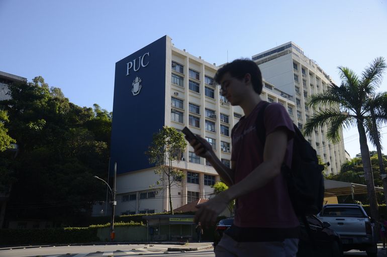 Rio de Janeiro (RJ) 30/11/2023 – Campus da Pontifícia Universidade Católica do Rio de Janeiro (PUC-Rio), na Gávea. Foto: Fernando Frazão/Agência Brasil