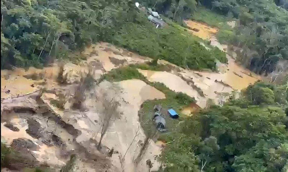 Amazonas, 09/07/2025 - Local de pouso forçado de helicóptero em Terra Yanomami. Foto: EBC TV/Reprodução