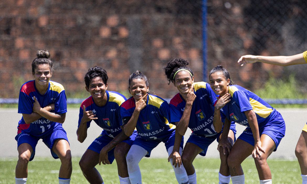 uninassau, futebol feminino, jubs