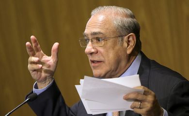 Brasília - O secretário-geral da Organização para a Cooperação e Desenvolvimento Econômico, Angel Gurría, ​durante o lançamento do Relatório Econômico da OCDE de 2018 sobre o Brasil (Marcelo Camargo/Agência Brasil)