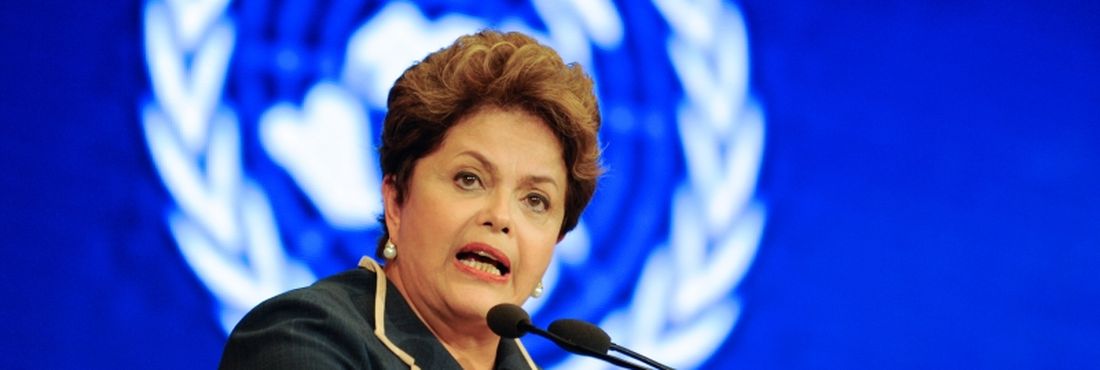 Dilma durante discurso na Conferência das Nações para o Desenvolvimento Sustentável, a Rio+20, em junho, no Rio de Janeiro