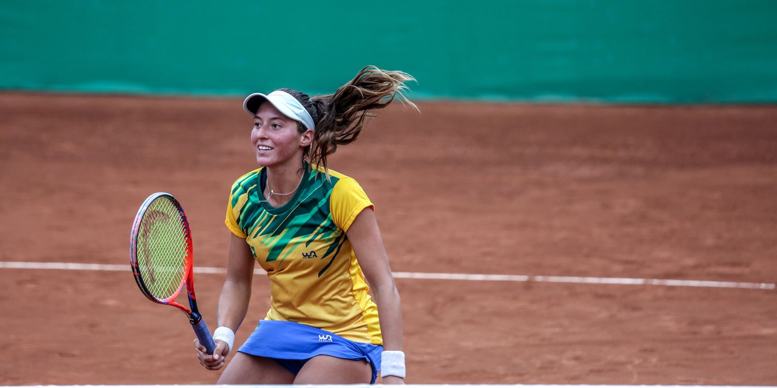 Tenistas brasileiros sobem no ranking e Stefani volta a fazer