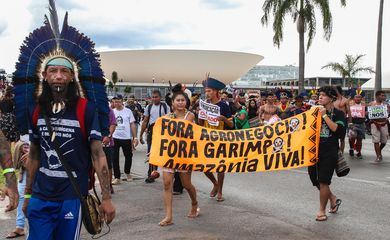 Brasília (DF), 30/08/2023, Manifestação de Indígenas contra o marco temporal, na Esplanada dos Ministérios.  Foto: Antônio Cruz/Agência Brasil