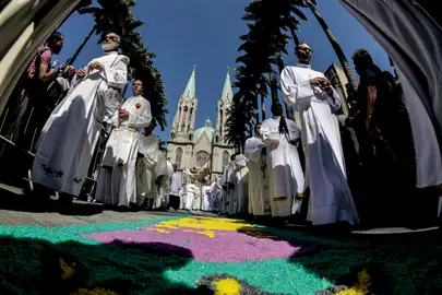 São Paulo (SP), 19/06/2025 -  Solenidade de Corpus Christi na Catedral da Sé, presidida pelo Cardeal Odilo Scherer.  Foto: Paulo Pinto/Agência Brasil