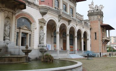 Fachada do Museu Catavento.