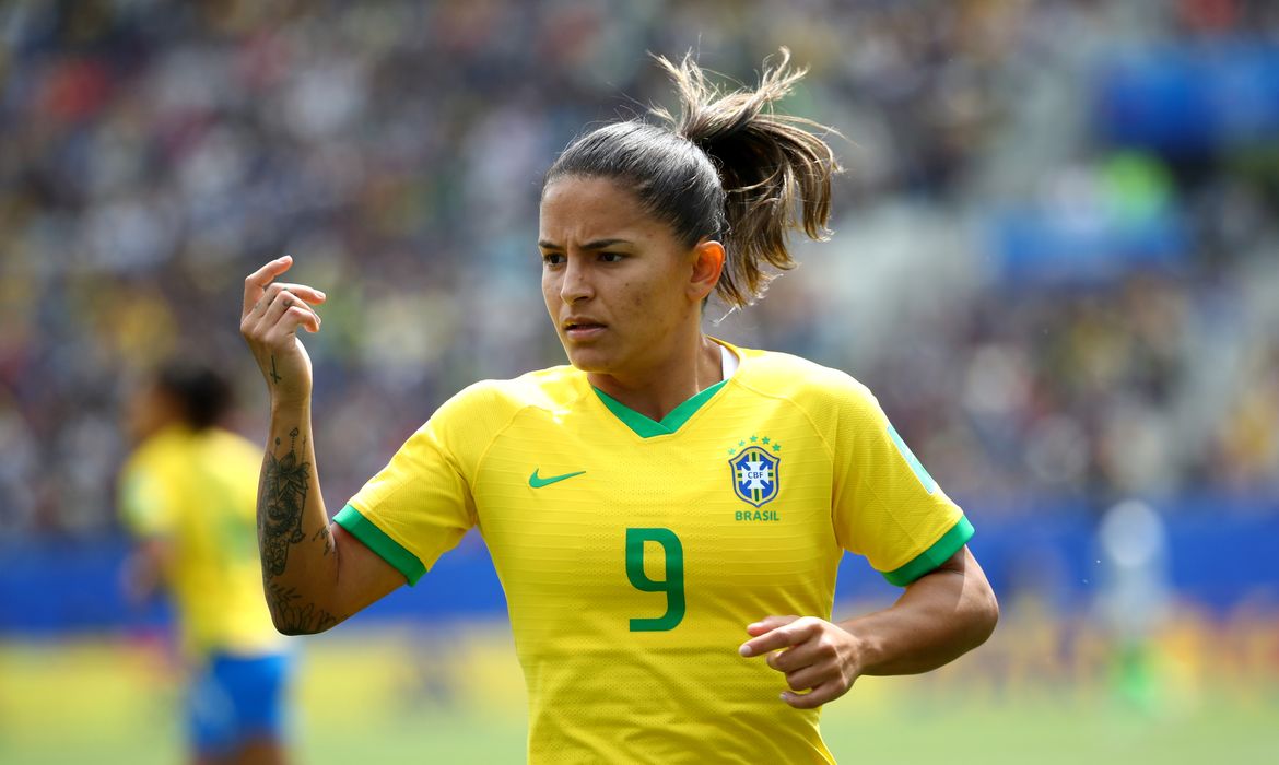 Debinha, atacante da seleção brasileira na Copa do Mundo de Futebol Feminino - França 2019. 