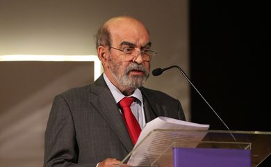 O diretor do Instituto Fome Zero, José Graziano da Silva, discursa na abertura do 8º Fórum Global do Pacto de Política Alimentar Urbana de Milão(MUFPP), na Cidade das Artes, Barra da Tijuca, zona oeste da cidade.