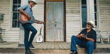 Álbum "Room on the Porch"