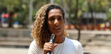 Rio de Janeiro (RJ), 14/03/2025 – A ministra da Igualdade Racial, Anielle Franco fala durante ato em memória de sua irmã, Marielle Franco, na Praça Mário Lago, no centro do Rio de Janeiro