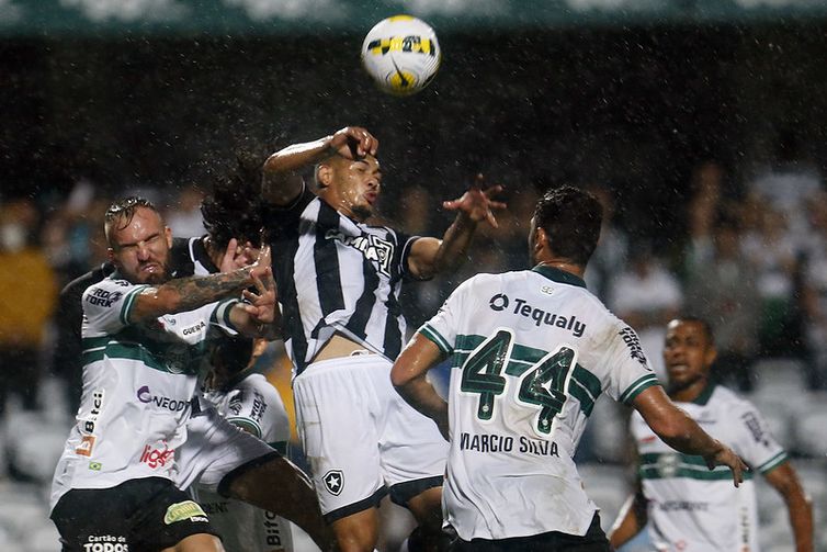 Ouça Ao Vivo: Botafogo Recebe O Coritiba No Estádio Nilton Santos | EBC ...