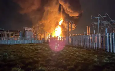 Incêndio em subestação elétrica próxima ao aeroporto de Heathrow
 21/3/2025   Divulgação via REUTERS