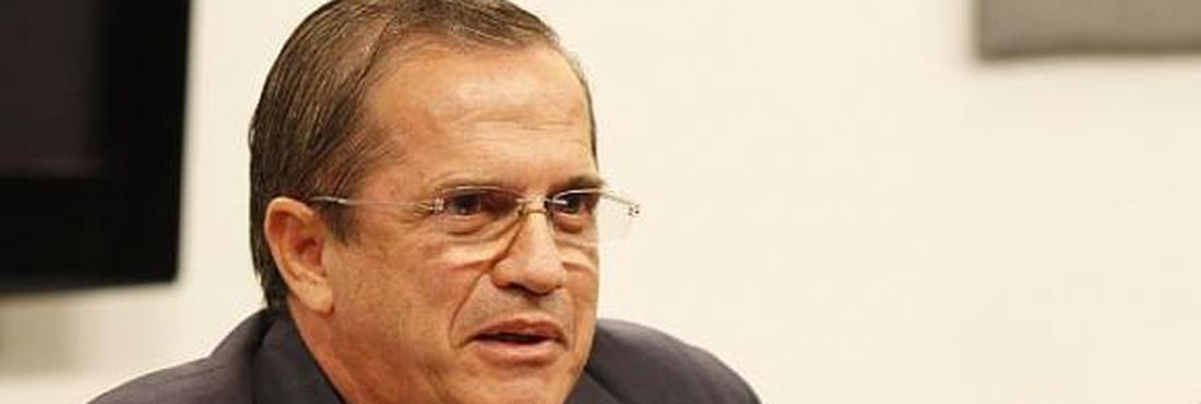 O ministro das Relações Exteriores do Equador, Ricardo Patiño, confirmou a participação na convocatório do governo venezuelano