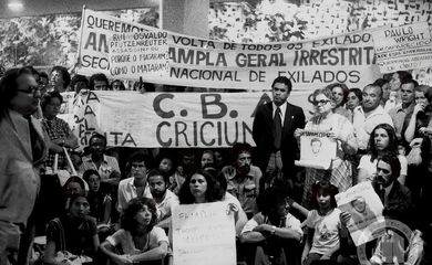 Brasília (DF) - Ato pela anistia no Congresso Nacional. 1979. Foto: Roberto Jayme/Arquivo Público SP/Agência Senado