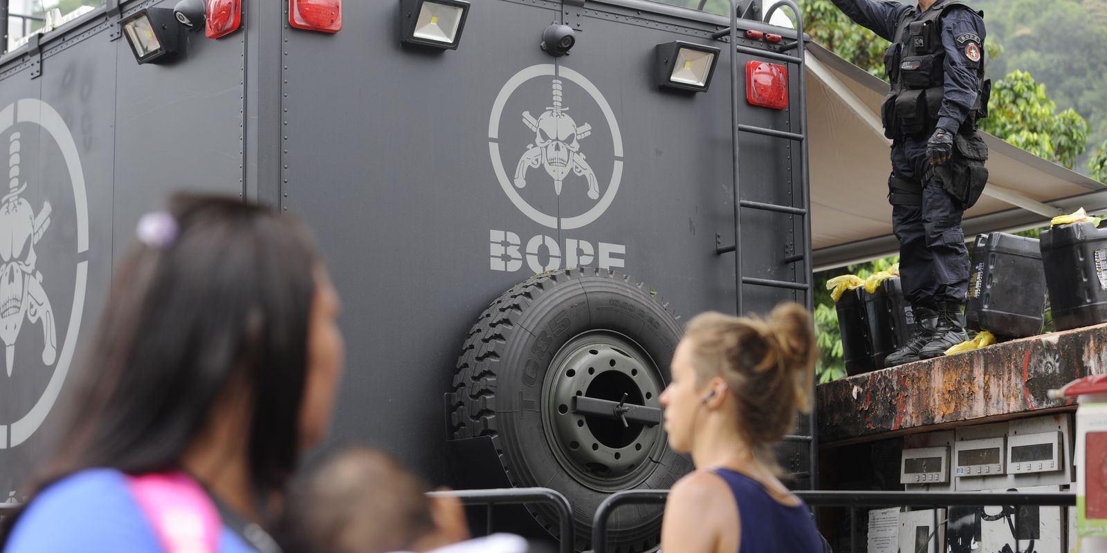 Operação policial em comunidade do Rio deixa um morto e 5 feridos