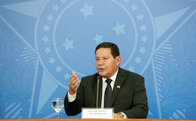 O vice-presidente da República, General Hamilton Mourão, durante entrevista coletiva à imprensa no Palácio do Planalto