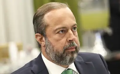 Brasília (DF), 18/02/2025 - O ministro de Minas e Energia, Alexandre Silveira, durante a primeira reunião extraordinária de 2025 do Conselho Nacional de Política Energética (CNPE), no Ministério de Minas e Energia. Foto: Marcelo Camargo/Agência Brasil