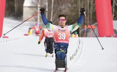 Cristian Ribera na Copa do Mundo da Alemanha na Copa do Mundo de esqui paralímpico. Foto: Gabriel Kuchta/FIS
