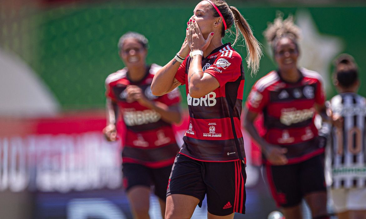 Fla faz 10 a 0 no Ceará para avançar na Supercopa do Brasil Feminina