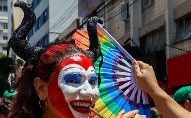 São Paulo (SP), 03/03/2025 - Desfile do bloco de carnaval Espetacular Charanga do França em Santa Cecília. Foto: Rovena Rosa/Agência Brasil