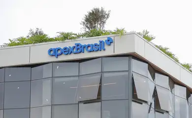 Brasília, (DF), 15/12/2025 – Presidente Luiz Inácio Lula da Silva participa da inauguração da nova sede da ApexBrasil e ato alusivo à abertura de 500 novos mercados para a exportação de produtos agropecuários.
Foto: Fabio Rodrigues-Pozzebom/ Agência Brasil