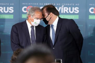 Najara Araujo/Câmara dos Deputados Ministro da Economia, Paulo Guedes e o presidente da Câmara dos Deputados, dep. Rodrigo Maia, durante entrevista coletiva da Frente Parlamentar da Reforma Administrativa