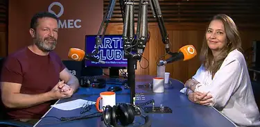 Cristina Serra no videocast do Arte Clube 