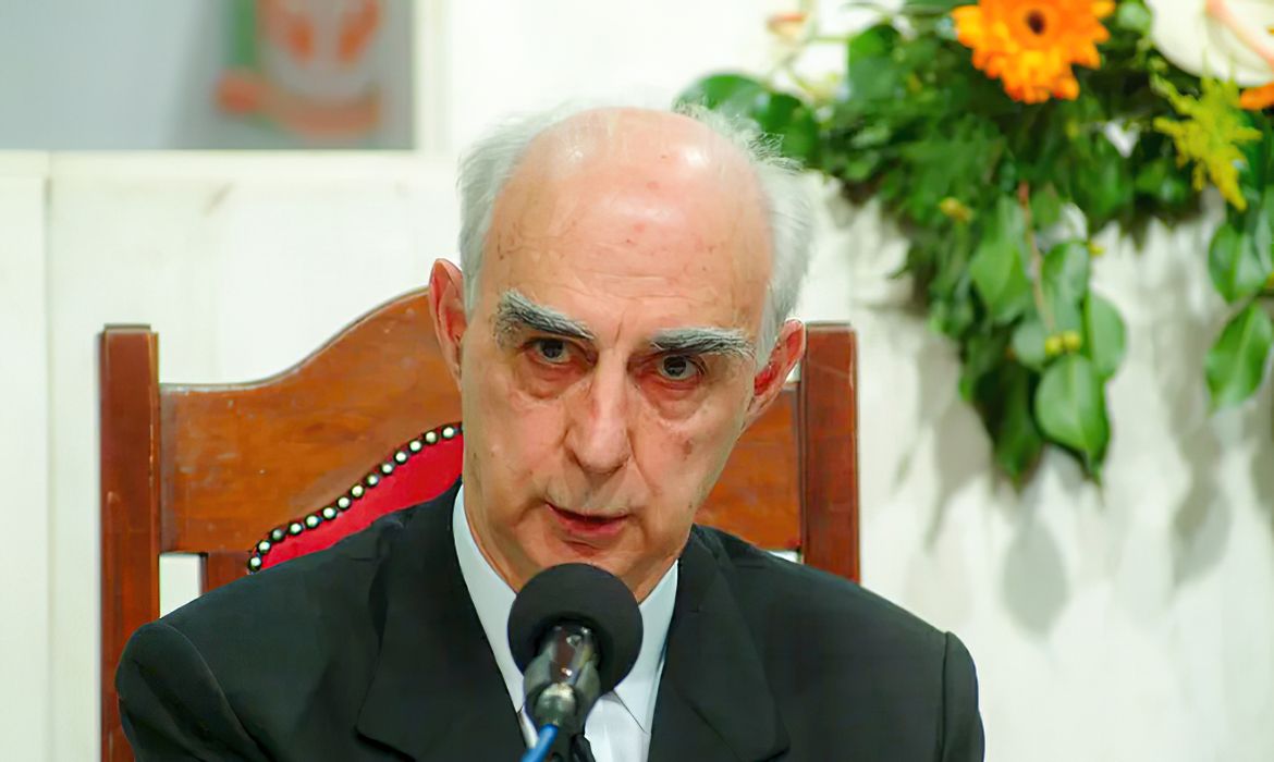 Morre, aos 90 anos, ex-governador de So Paulo Cludio Lembo
