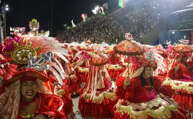 Rio de Janeiro (RJ), 05/03/2025 – Acadêmicos do Grande Rio desfila no terceiro dia de carnaval do grupo Especial na Marquês de Sapucaí, na região central do Rio de Janeiro. Foto: Tomaz Silva/Agência Brasil