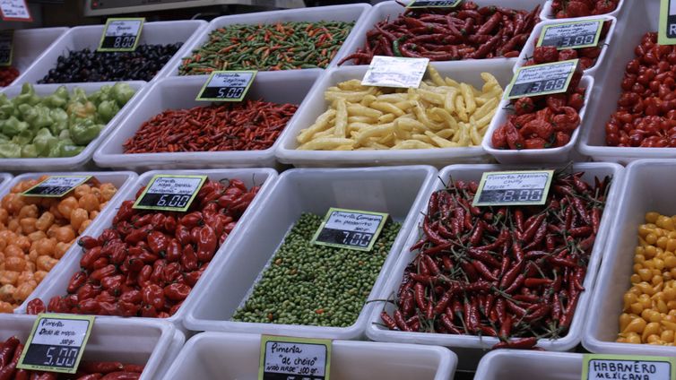 Mercados mostra nossa oferta de comida e alimentos regionais