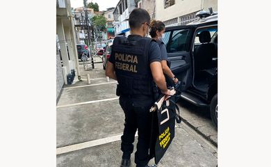 Polícia Federal deflagra operação contra organização que fraudava o auxílio emergencial em Manaus