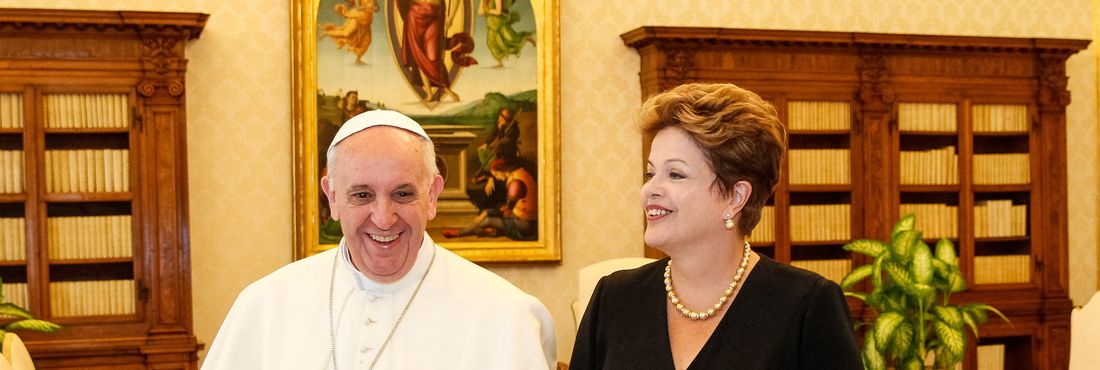 Presidenta Dilma Rousseff durante encontro o papa Francisco, no Palácio Apostólico