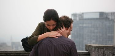 Marco Ricca e Alice Braga estrelam "A via láctea"