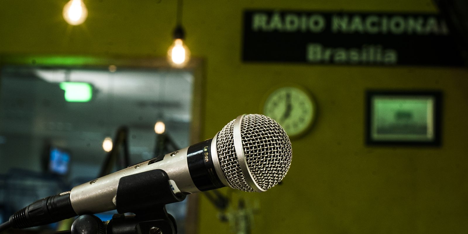 Rádio Nacional de Brasília completa 65 anos com programação especial