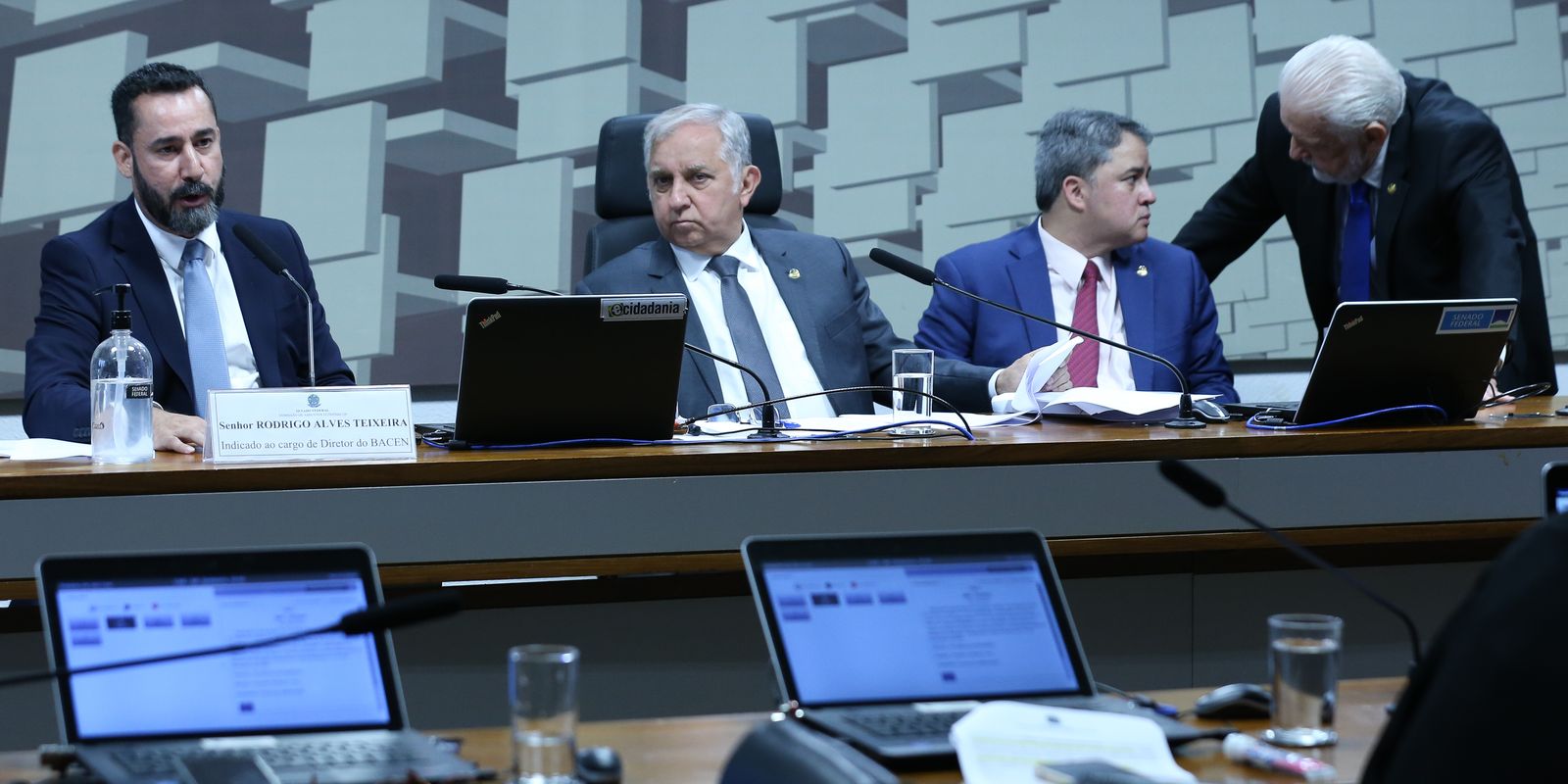 Comissão Do Senado Aprova Nomes Para Duas Diretorias Do Banco Central ...