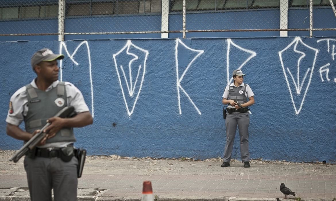 Polícia de SP vai ganhar bônus se crimes reduzirem