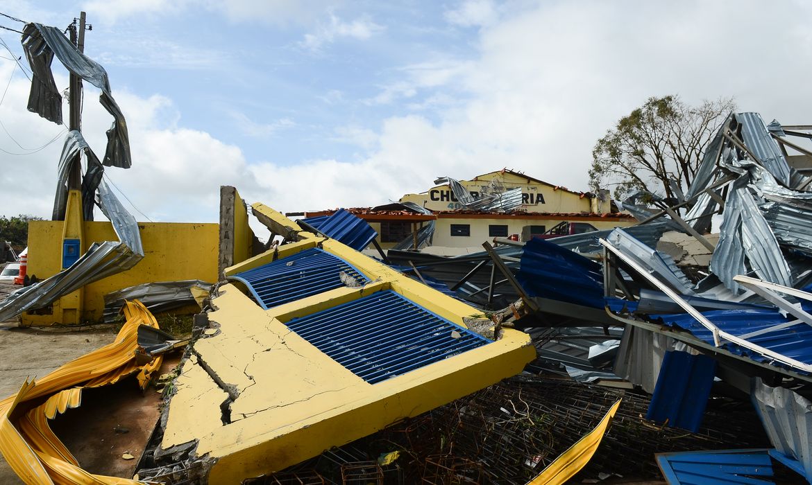 Janiru (SP) - Forte ventania causa devastação no município, a 90 quilômetros da capital paulista (Rovena Rosa/Agência Brasil)