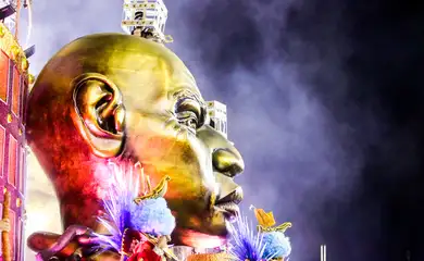 Rio de Janeiro - Desfile da Paraíso do Tuiuti, vice-campeã do Carnaval 2018 das escolas de samba do Grupo Especial do Rio (Dhavid Normando/Riotur)