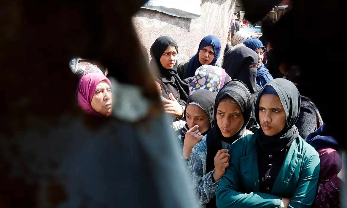 Giro Internacional: Israel cortaenergia eltrica na Faixa de Gaza