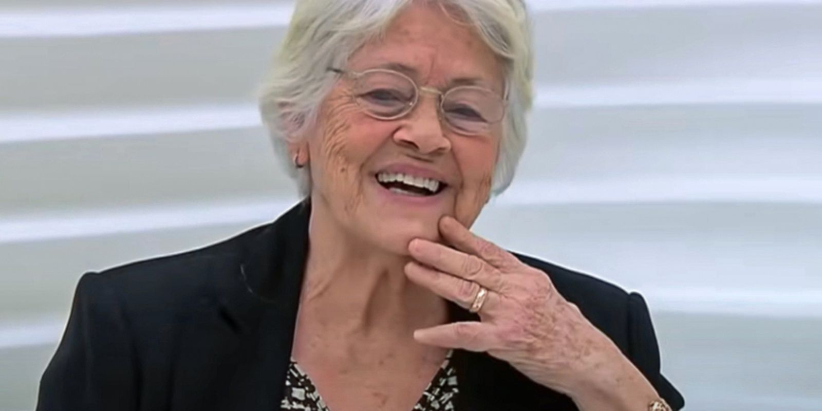 Poetisa mineira Adélia Prado é vencedora do Prêmio Camões 2024 Poetisa mineira Adélia Prado é vencedora do Prêmio Camões 2024