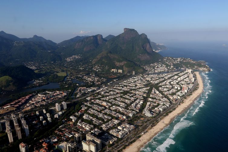 27/10/2023 - Rio de Janeiro (RJ), Foto feita em 21/09/2023 - Foto aérea da Comunidade do Rio das Pedras, na zona oeste da cidade. Foto: Tânia Rêgo/Agência Brasil