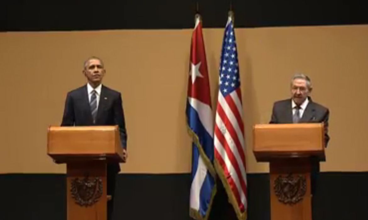 Conferência de imprensa com Obama e Raul Castro