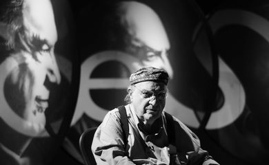  Antônio Abujamra