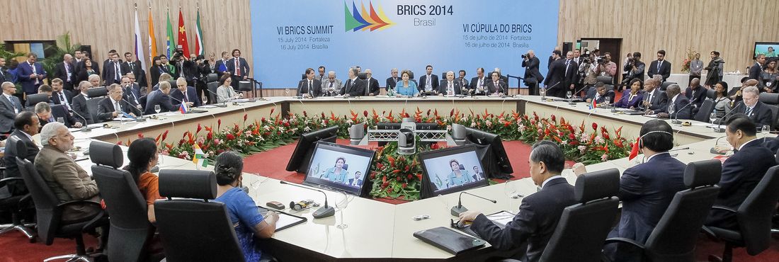 Primeira sessão privada de trabalho da VI Cúpula do BRICS. (Fortaleza - CE, 15/07/2014)