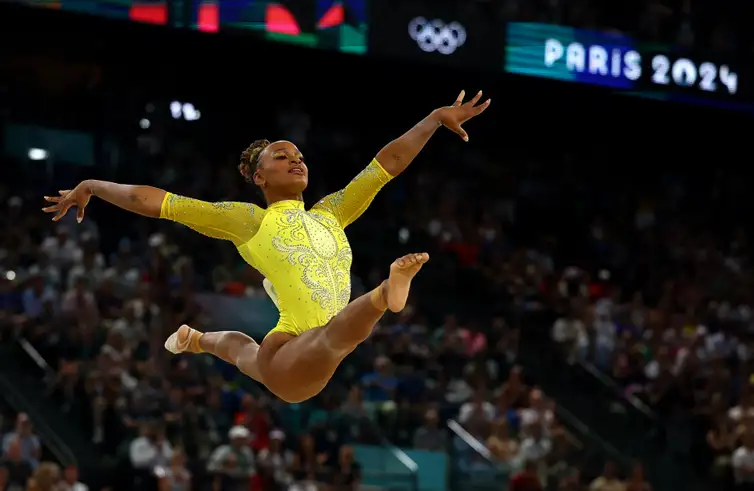 Paris 2024 Olympics - Artistic Gymnastics - Women's All-Around Final - Bercy Arena, Paris, France - August 01, 2024.
Rebeca Andrade of Brazil in action on the Floor Exercise. REUTERS/Hannah Mckay