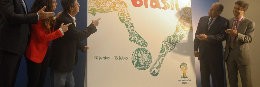 Rio de Janeiro - Lançamento do pôster oficial da Copa de 2014, que foi apresentado pelos embaixadores do evento