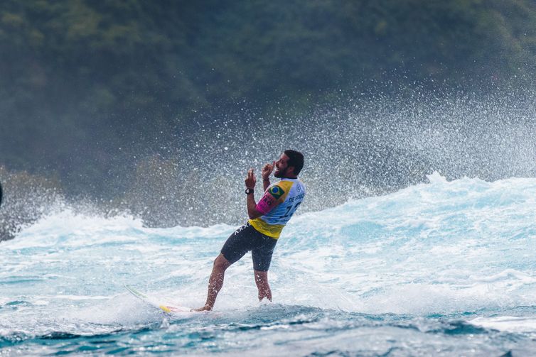 Adriano De Souza, mineirinho, surfe